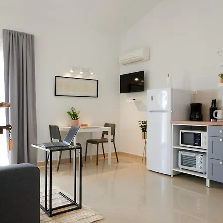 T&T Sea View Apartments Trogir Exterior photo