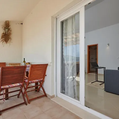 T&T Sea View Apartments Trogir Exterior photo