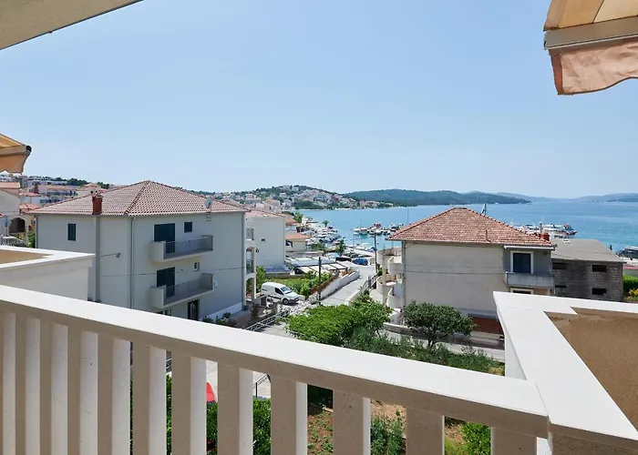 T&T Sea View Apartments