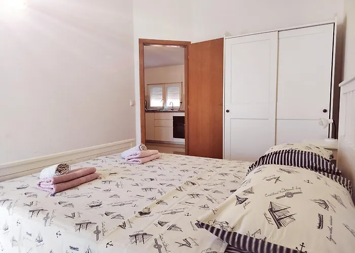T&T Sea View Apartments